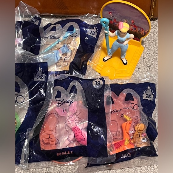 Lot of McDonald’s Disney Toys - Picture 3 of 4
